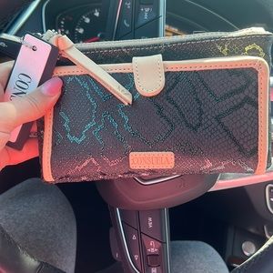 Consuela Randall wallet